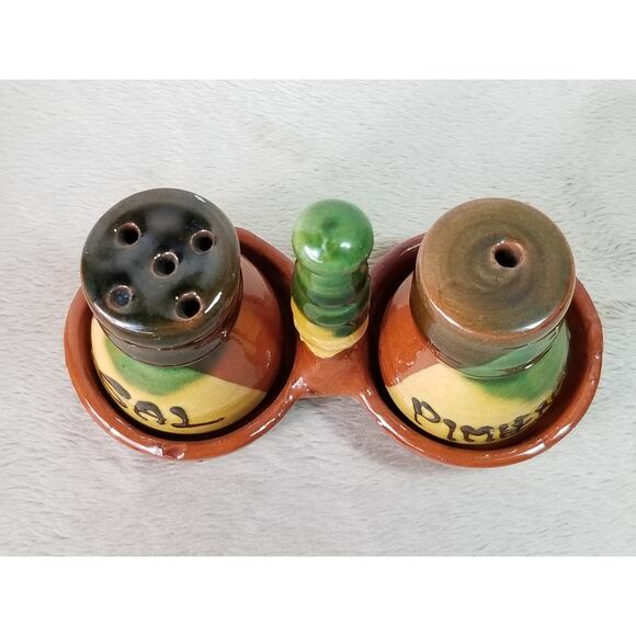 Salt & Pepper Shakers Folk Pottery Sal Pimienta 2 1/2" Ceramic 80's Home Decor - Picture 2 of 15